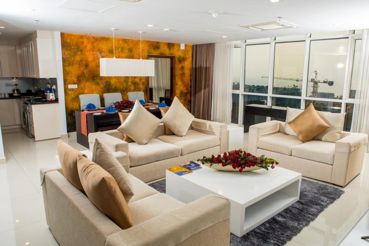 Platinum One Suites Коломбо Экстерьер фото